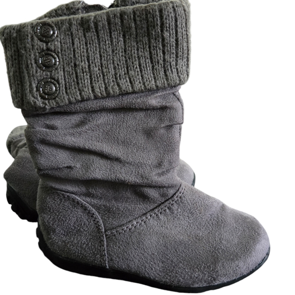 Sarah Jayne baby boots. 5